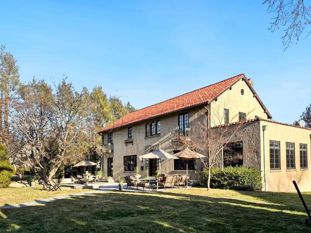 Balcom Avenue house